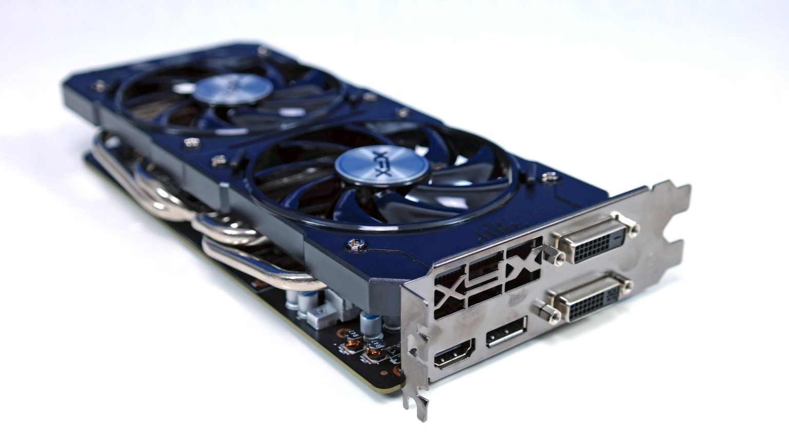 Test: XFX Radeon R9 380X DD Black Edition XFX R9 380X DD BE