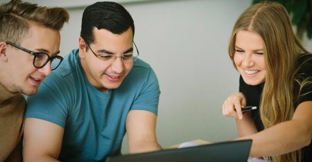 Annons: Vägen till jobb inom de växande teknik- och IT-branscherna DMZ Web Plushogskolan Fotograf Mathias Cederholm 1067 2