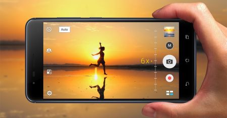 AsusZenfoneZoom ljus 770