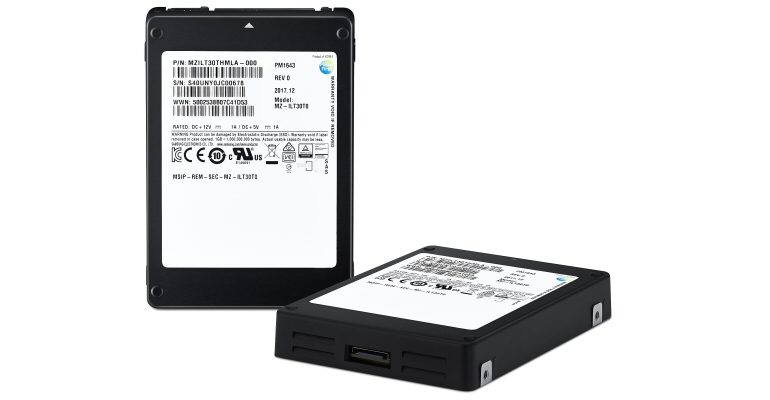Mega-SSD från Samsung Samsung 30TB mega-SSD