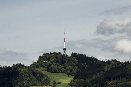 Tre överklagar PTS beslut