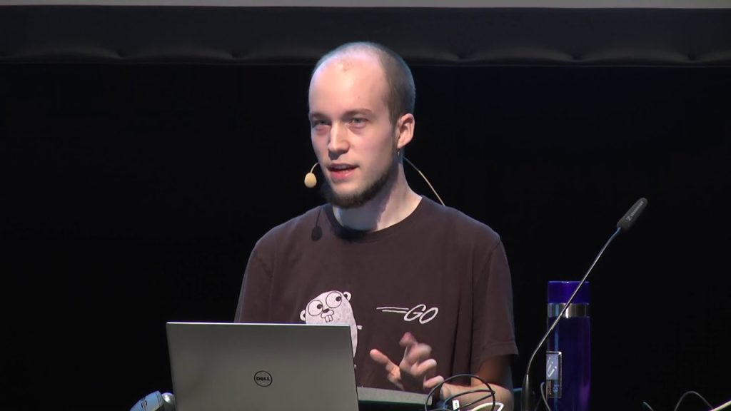 I3wm-utvecklare trappar ned sitt engagemang i Debian maxresdefault