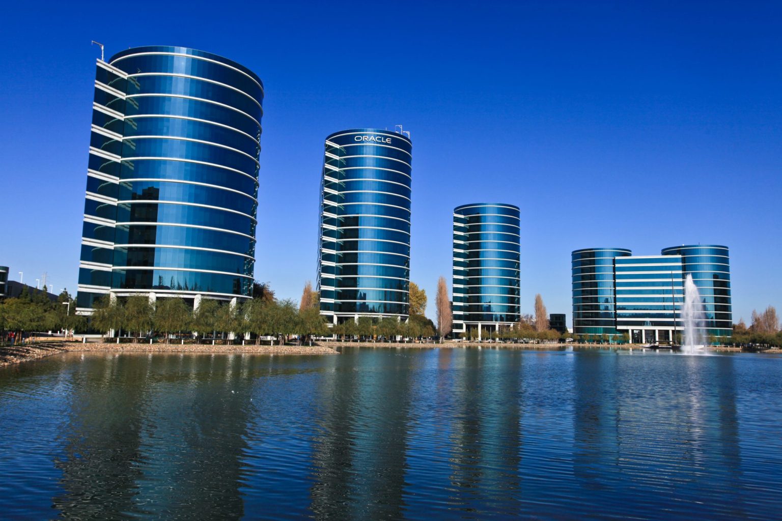 Oracle stänger ned Dyndns Oracle Headquarters Redwood Shores