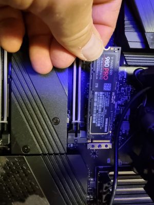 Installera M.2-enheten