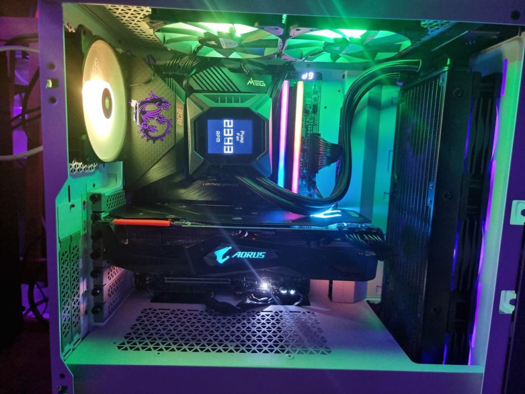 Så här kan du bygga en egen dator från grunden Bygga en egen dator – insidan