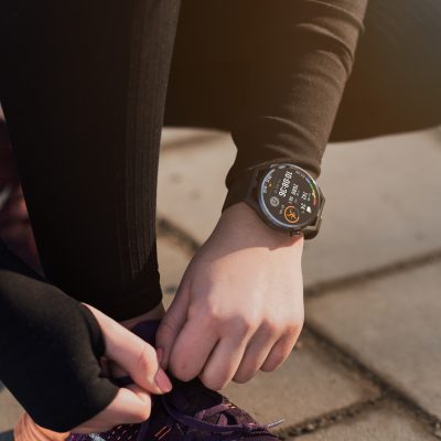 Huawei Watch GT Runner – knyter skor med klocka på armen