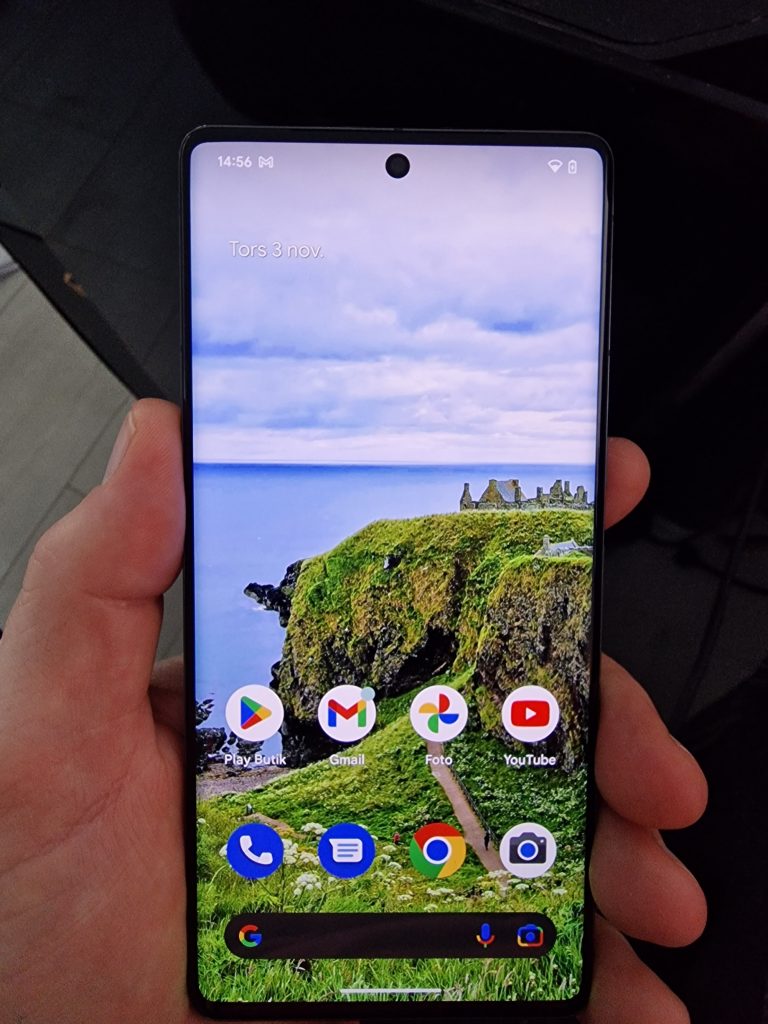 Google Pixel 7 Pro – i handen