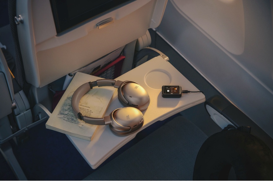 JBL Tour One M3 smart TX